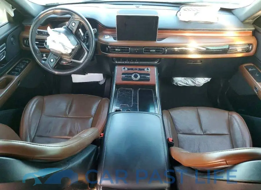 5LM5J7XC8MGL14819# 8