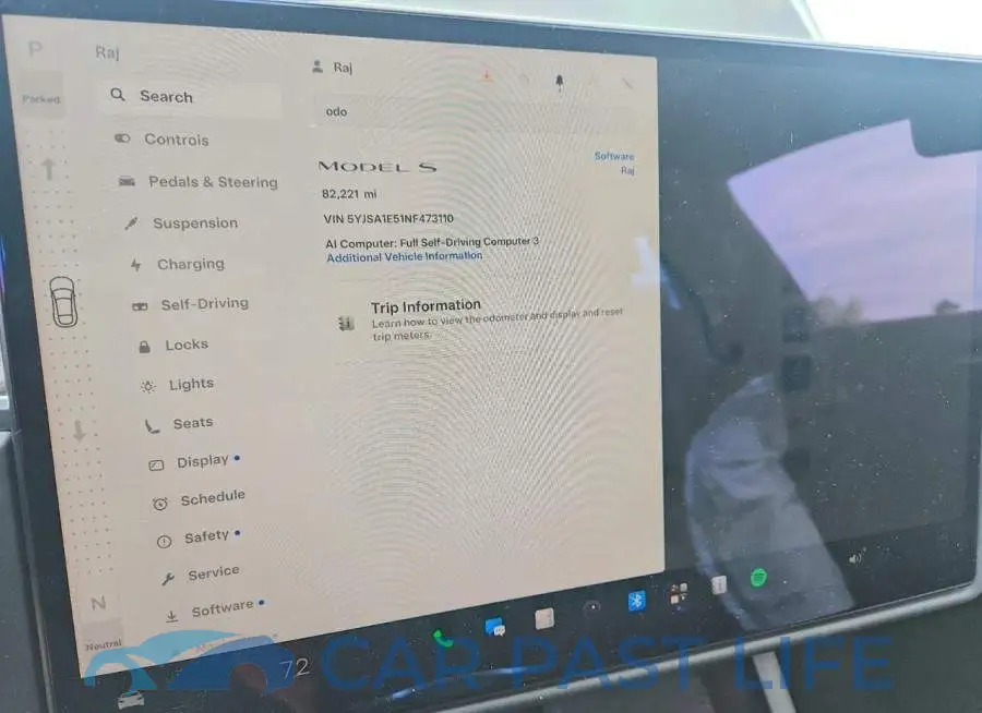 5YJSA1E51NF473110# 9