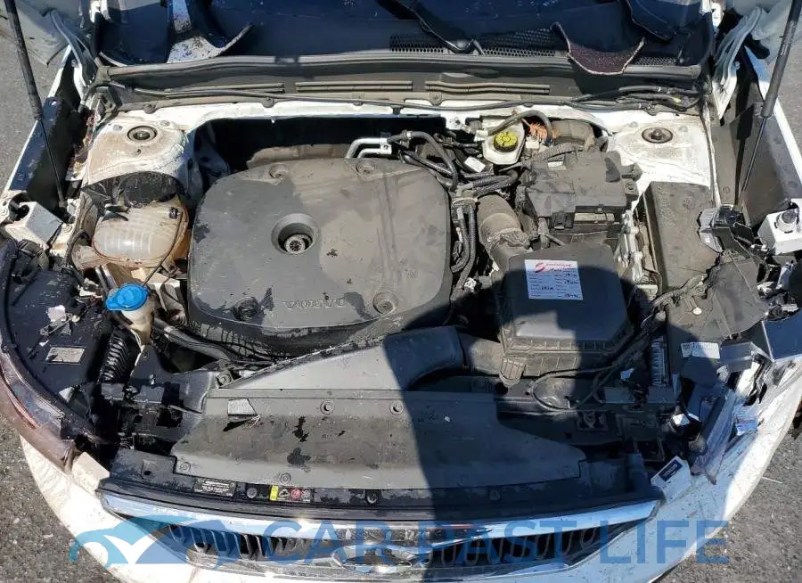 YV4162UK1L2261198# 11