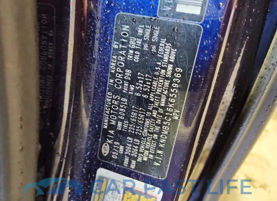 KNDMB5C16K6559369# 13