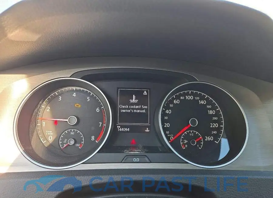 3VW017AU8HM521819# 9