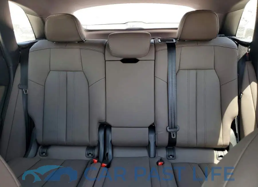 WA11AAGU6T2019526# 10