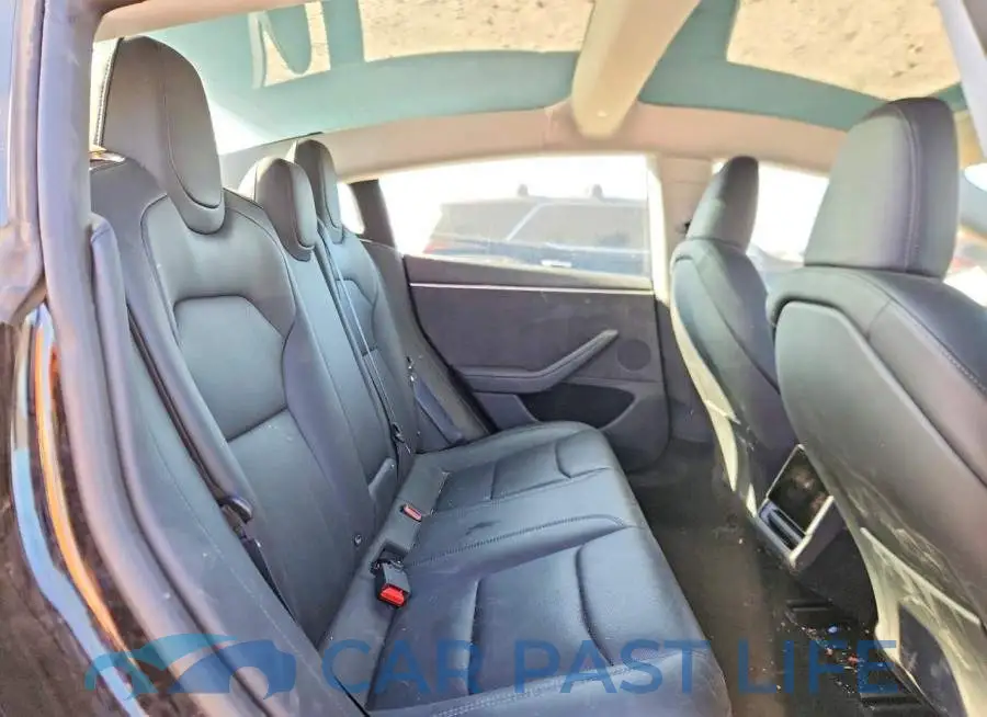 5YJ3E1EB5SF941186# 10