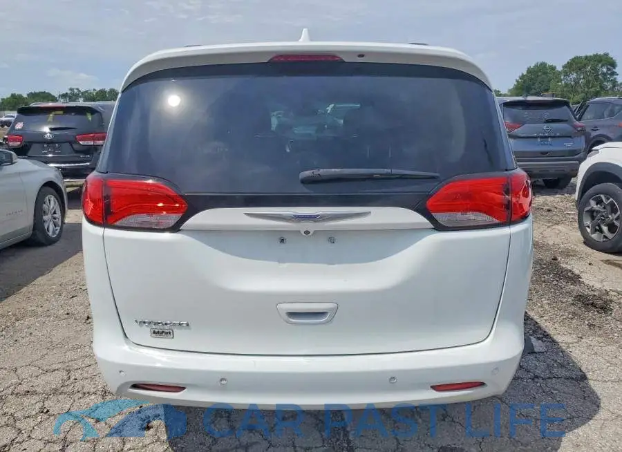 2C4RC1DG8LR192192# 6