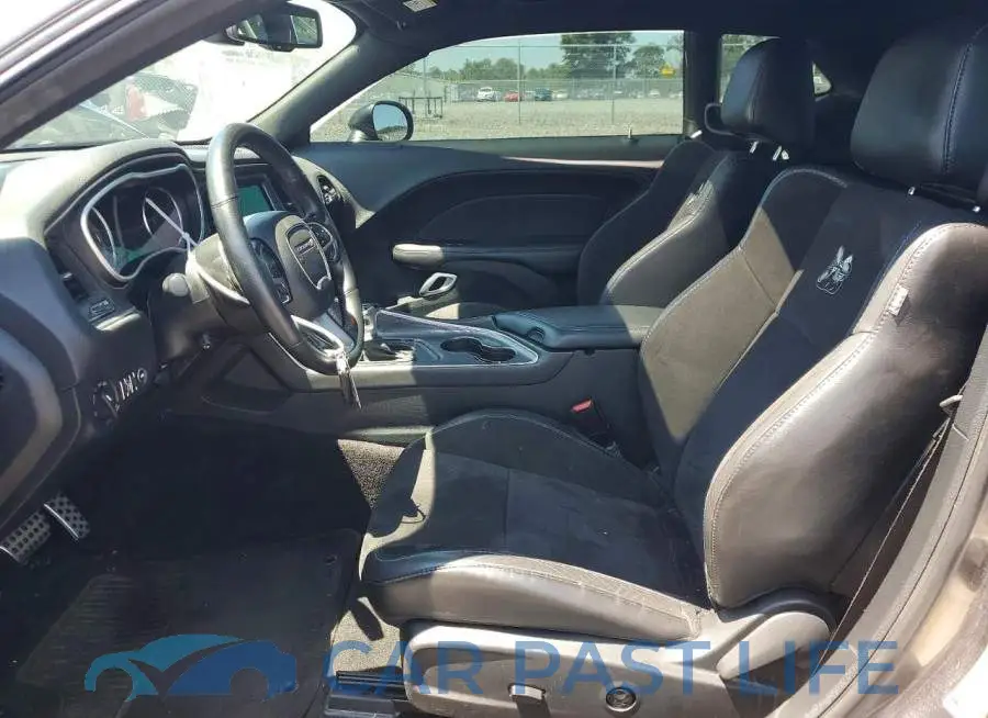 2C3CDZFJ8JH161610# 7