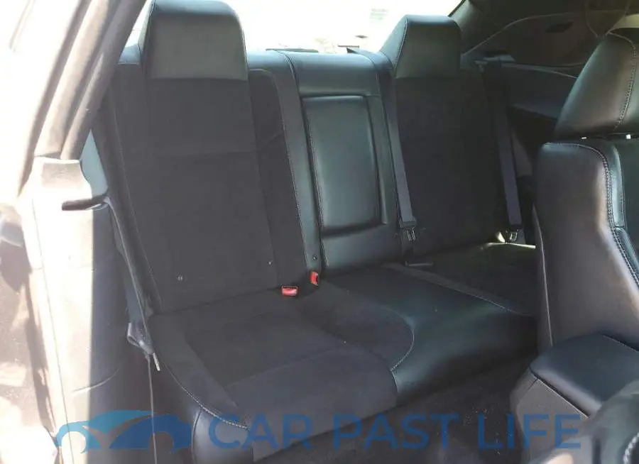 2C3CDZFJ8JH161610# 10