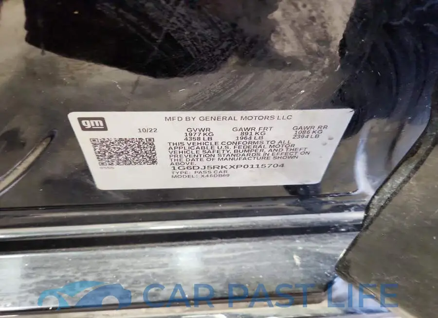 1G6DJ5RKXP0115704# 13