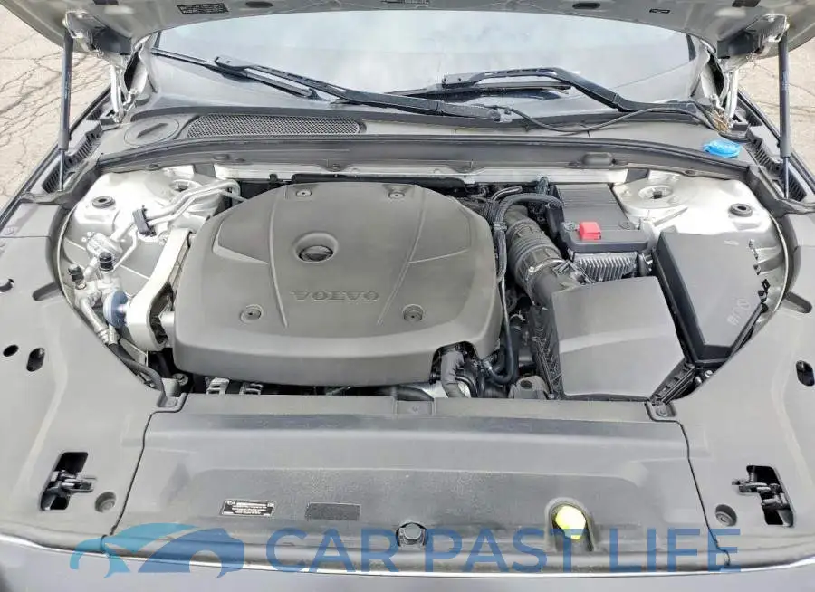 LVY992MK4JP027899# 11