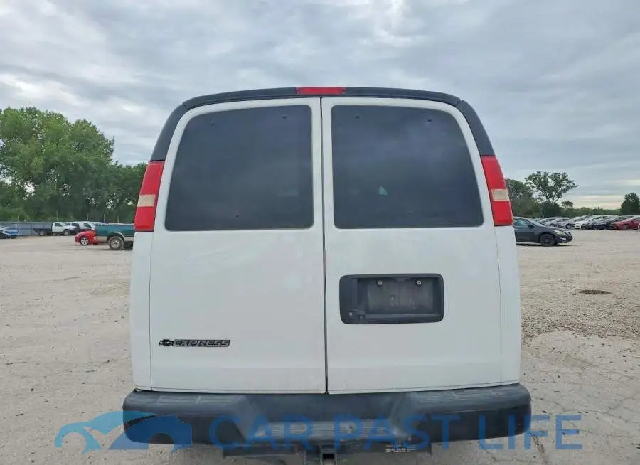 1GAWGEFG8J1211328# 6