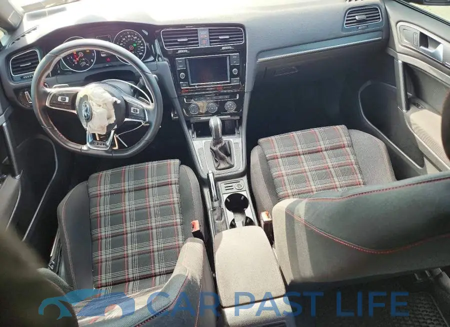 3VW6T7AU0LM005645# 8