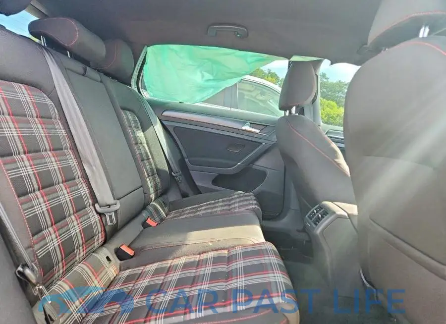 3VW6T7AU0LM005645# 10