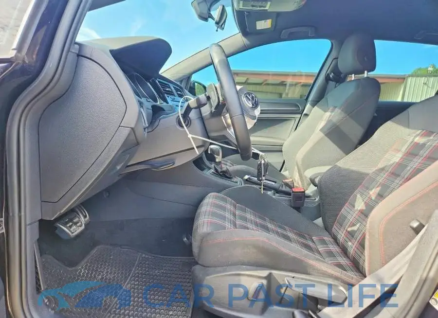 3VW6T7AU0LM005645# 7