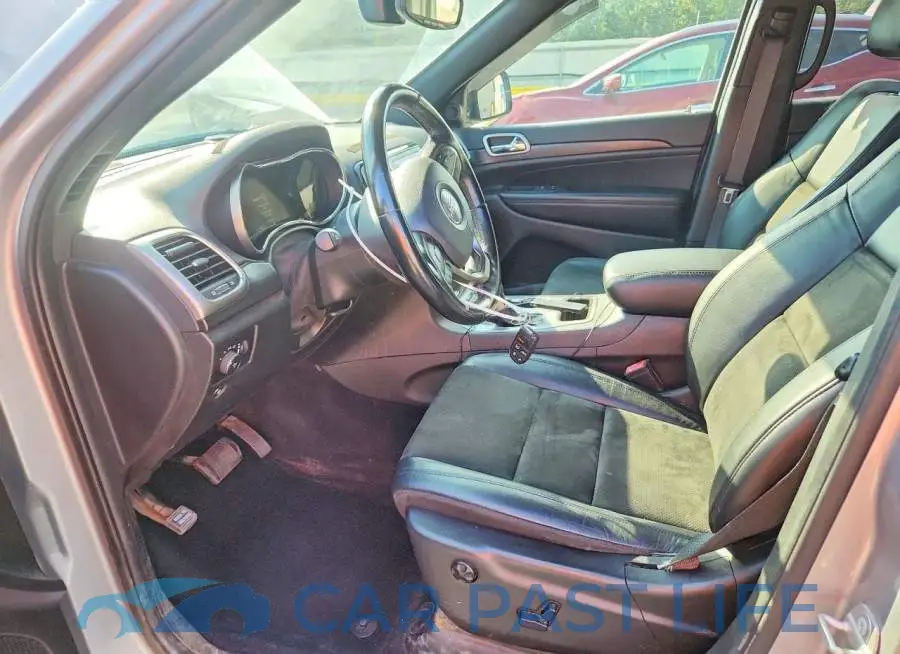 1C4RJEAG3LC379690# 7