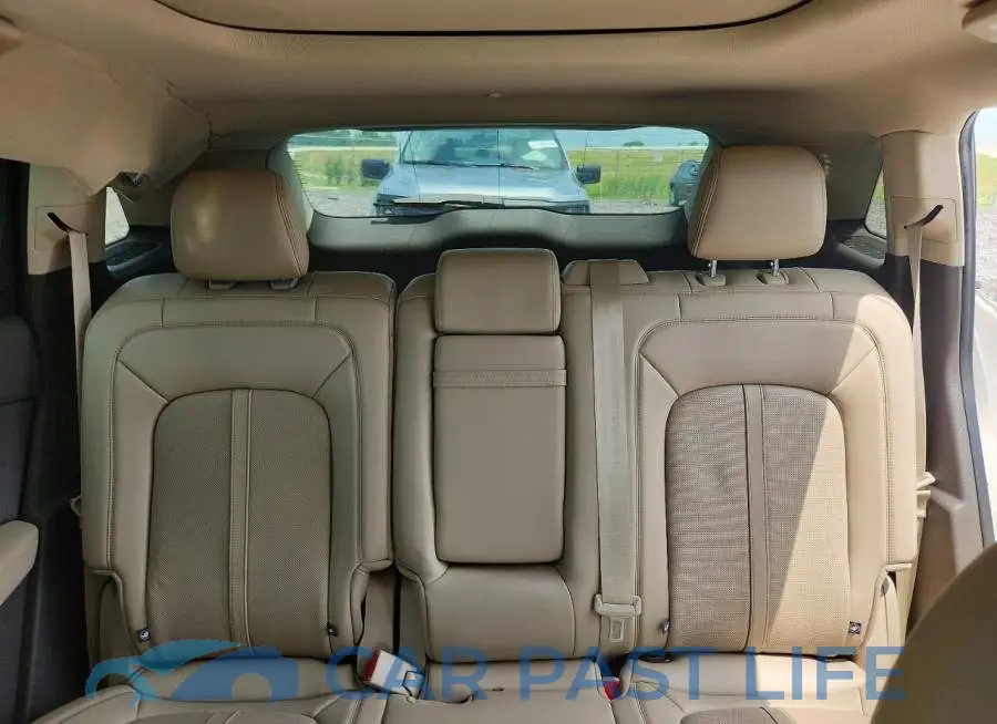 2LMPJ8KP6NBL03679# 10
