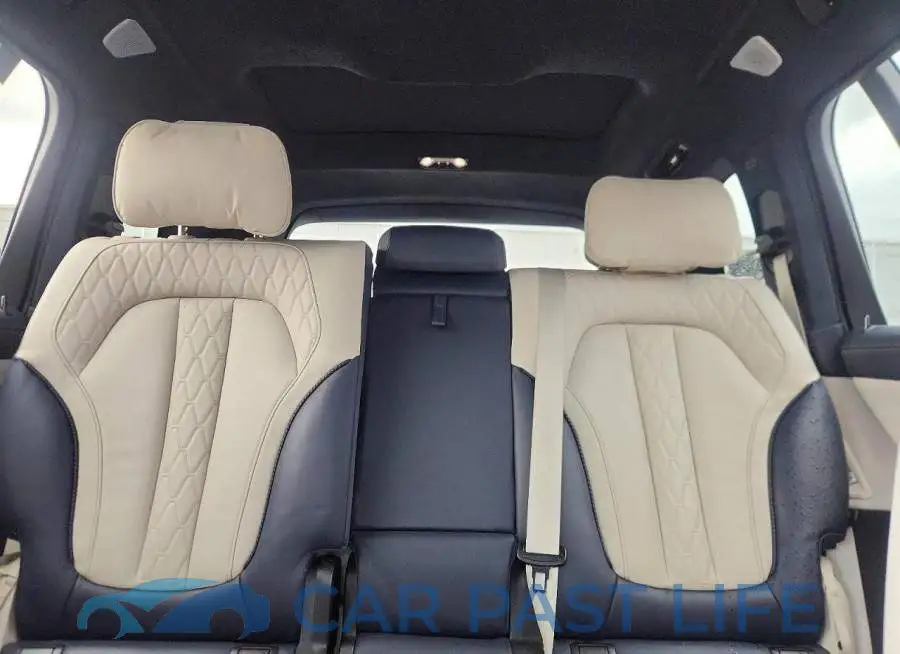 5UXCX4C57KLS36040# 10