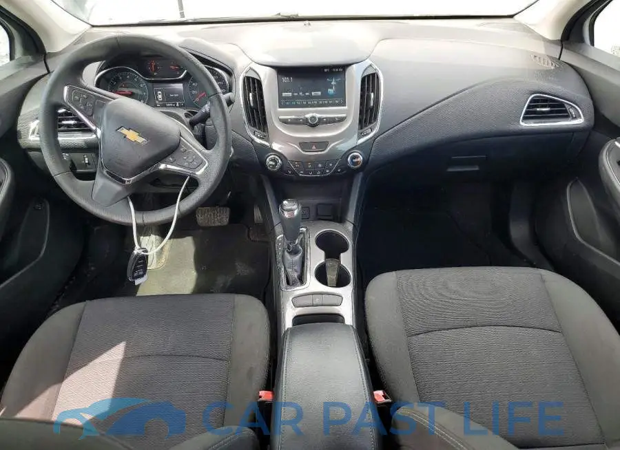 1G1BE5SM8J7123067# 8
