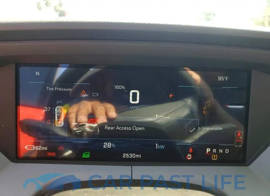 1G1FZ6EV9VF103356# 9
