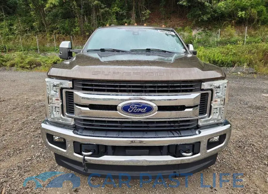 1FT8X3BT5HEB38512# 5
