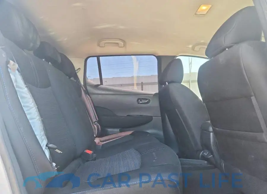1N4CZ1CV1SC550590# 10