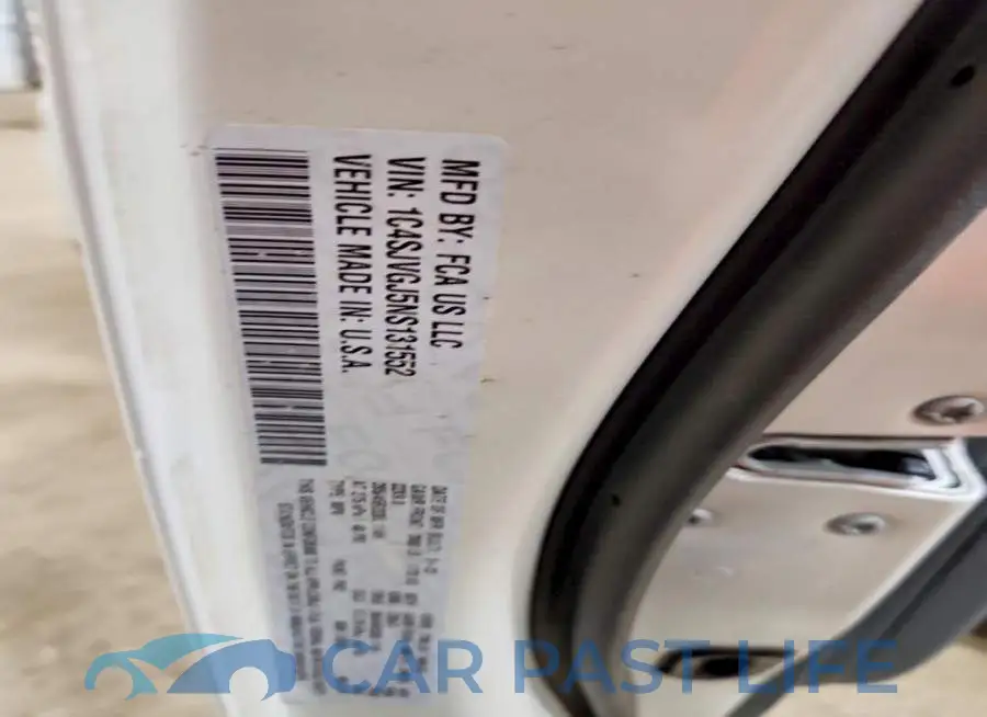 1C4SJVGJ5NS131552# 13
