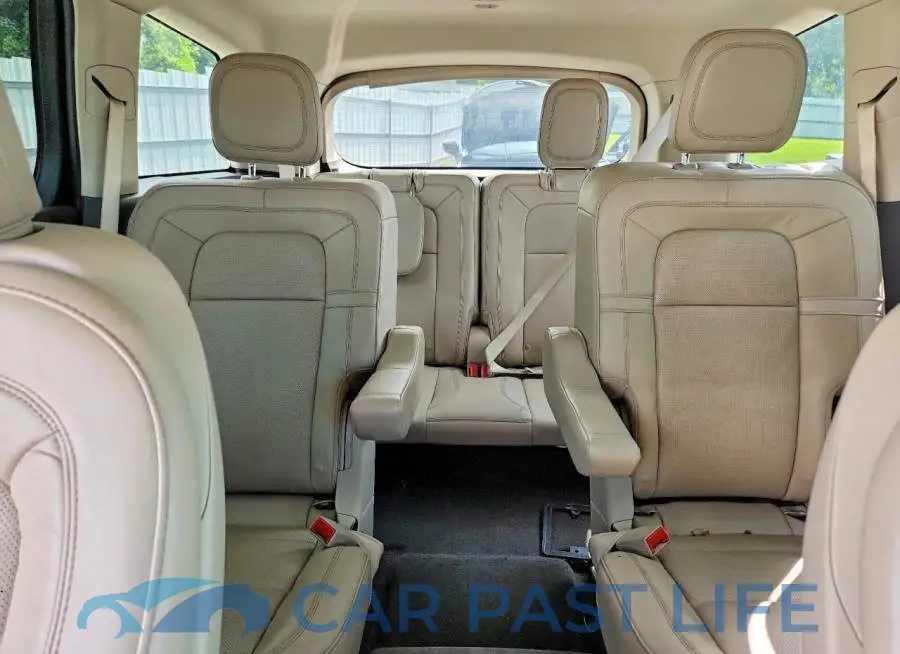 5LM5J7WC6PGL04327# 10