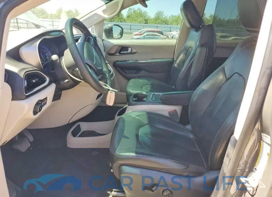 2C4RC1BG5NR144817# 7