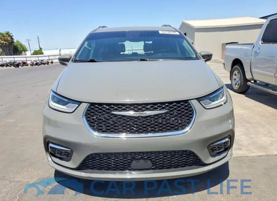 2C4RC1BG5NR144817# 5