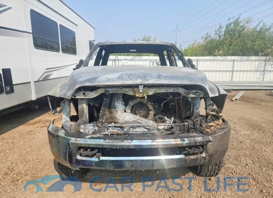3C6UR5CL1JG161939# 5