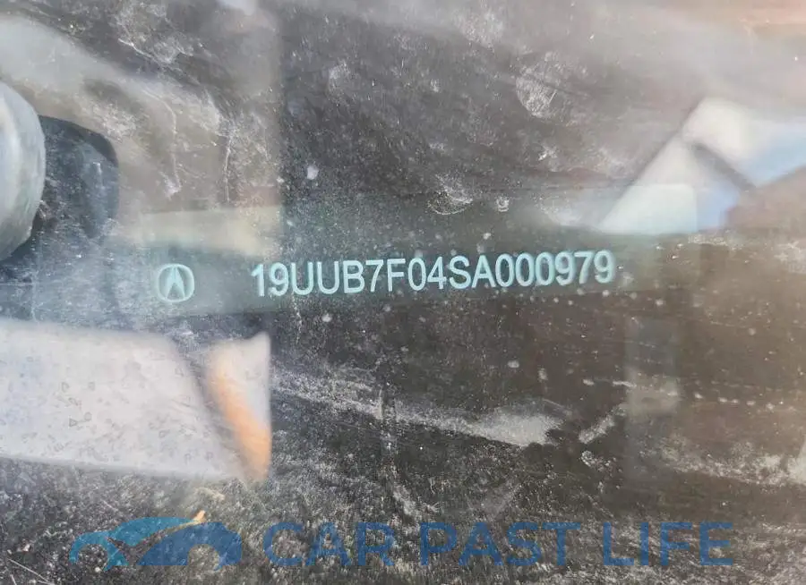 19UUB7F04SA000979# 12