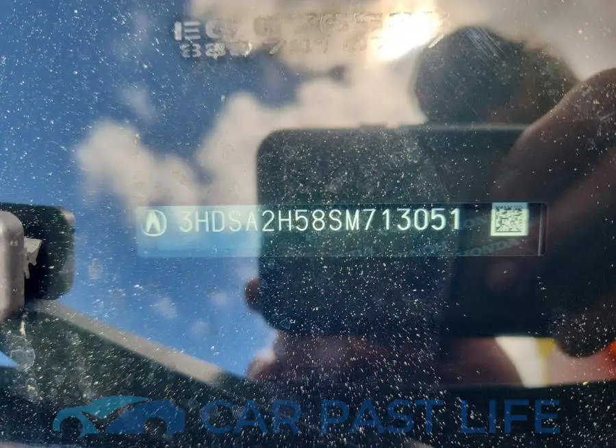 3HDSA2H58SM713051# 13