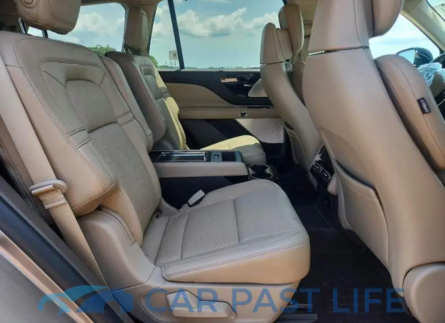 5LM5J7XC7LGL29455# 11