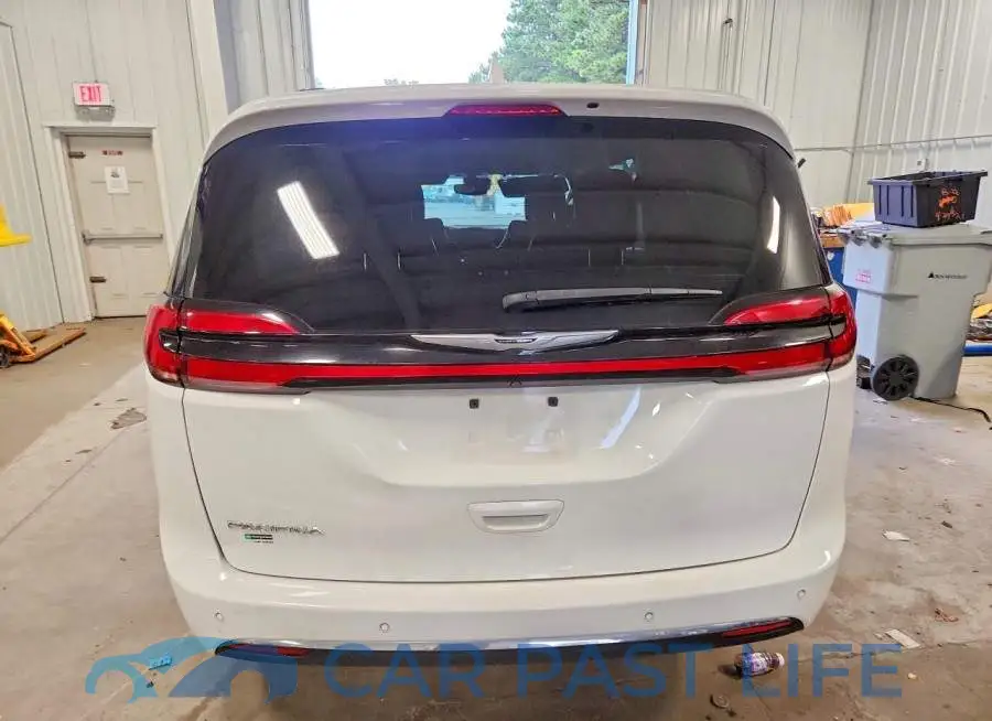 2C4RC1BG2NR147481# 6