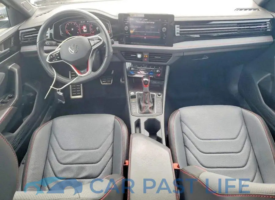 3VW2T7BUXSM045226# 8
