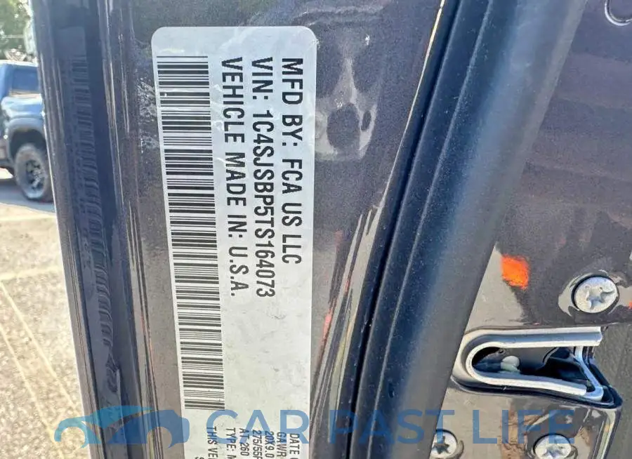 1C4SJSBP5TS164073# 10