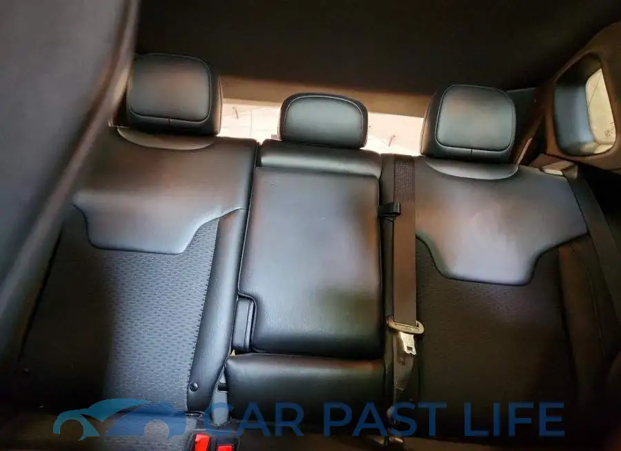 3C4NJDBN8PT553852# 10