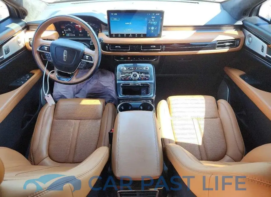 2LMPJ9JPXNBL05569# 8