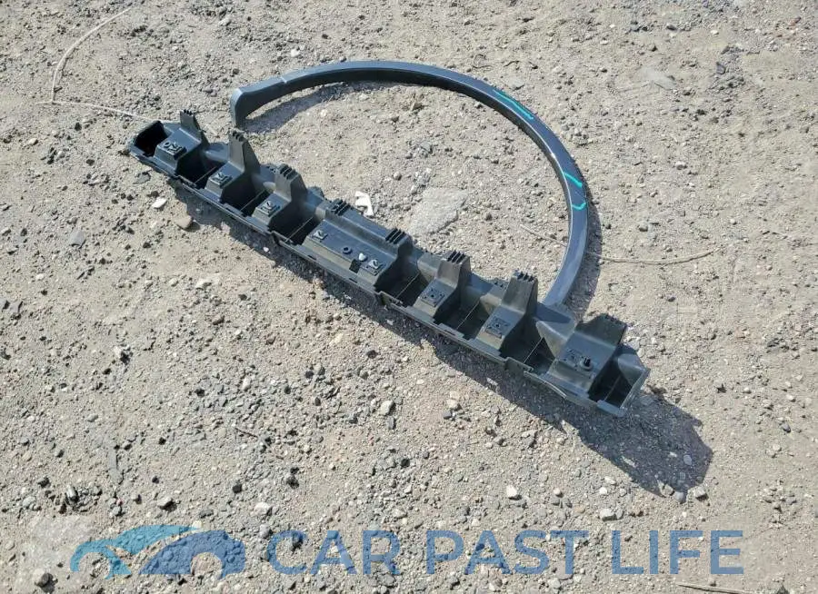 5LM5J7XC2MGL17151# 13