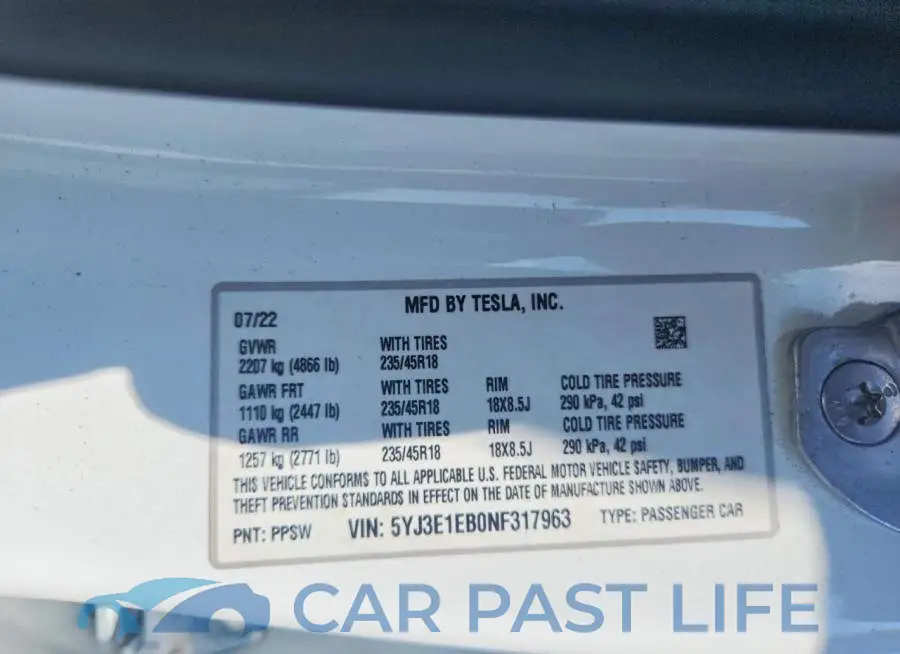 5YJ3E1EB0NF317963# 12