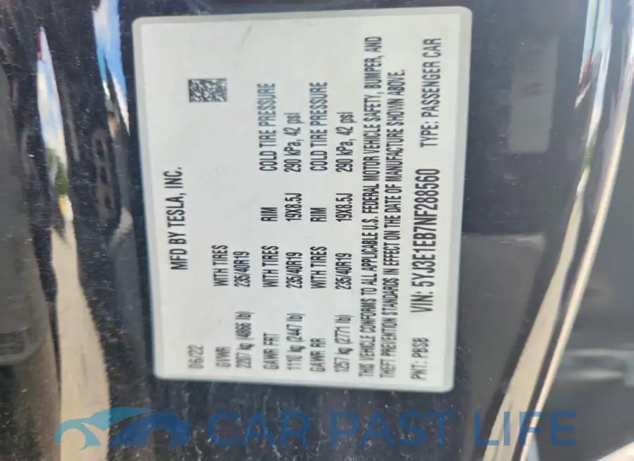 5YJ3E1EB7NF288560# 12