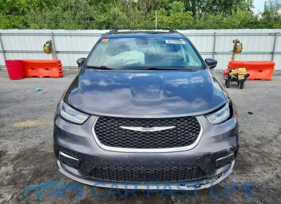 2C4RC1BG6NR186297# 5