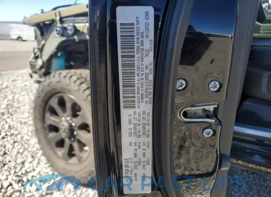 3C6UR5NL4LG106532# 12