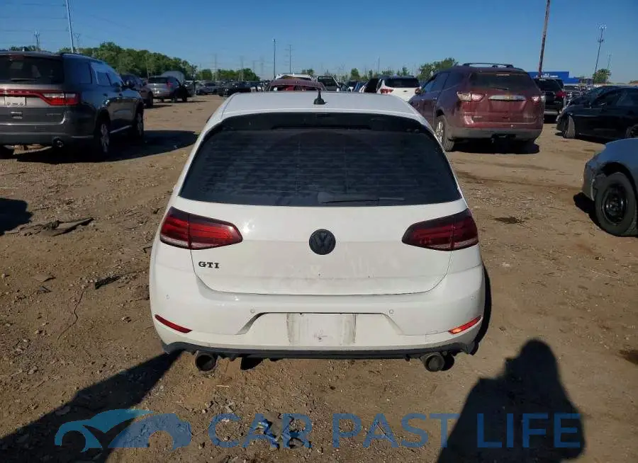 3VW447AU2JM275848# 6