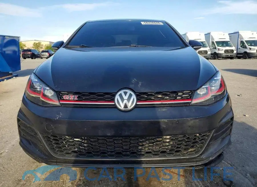 3VW5T7AU8KM012370# 5