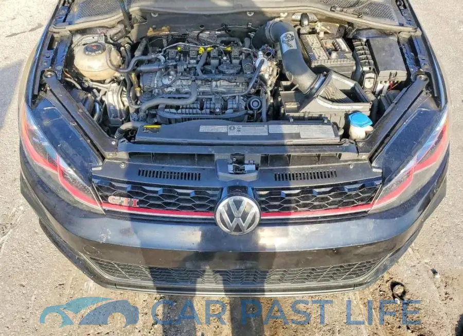 3VW5T7AU8KM012370# 11