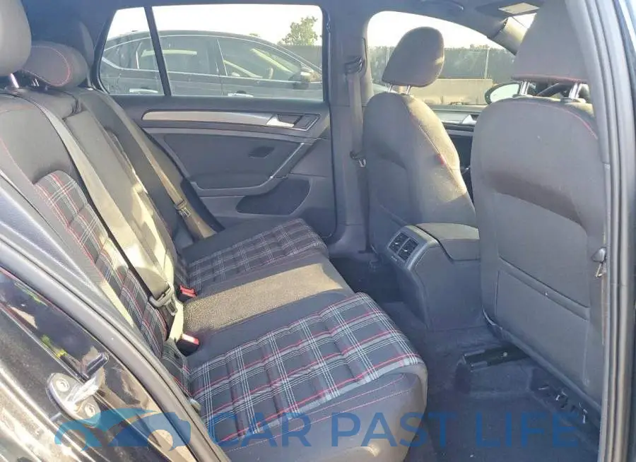 3VW5T7AU8KM012370# 10