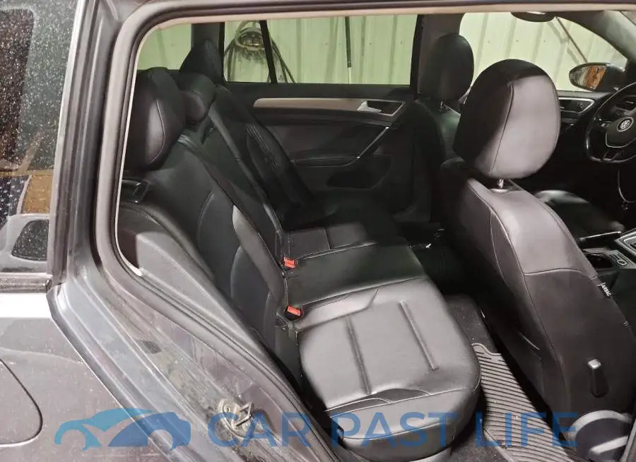 3VWC17AUXHM501505# 10