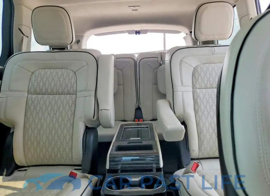 5LM5J9XC0PGL20243# 10
