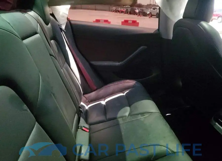 5YJ3E1EAXPF385309# 10