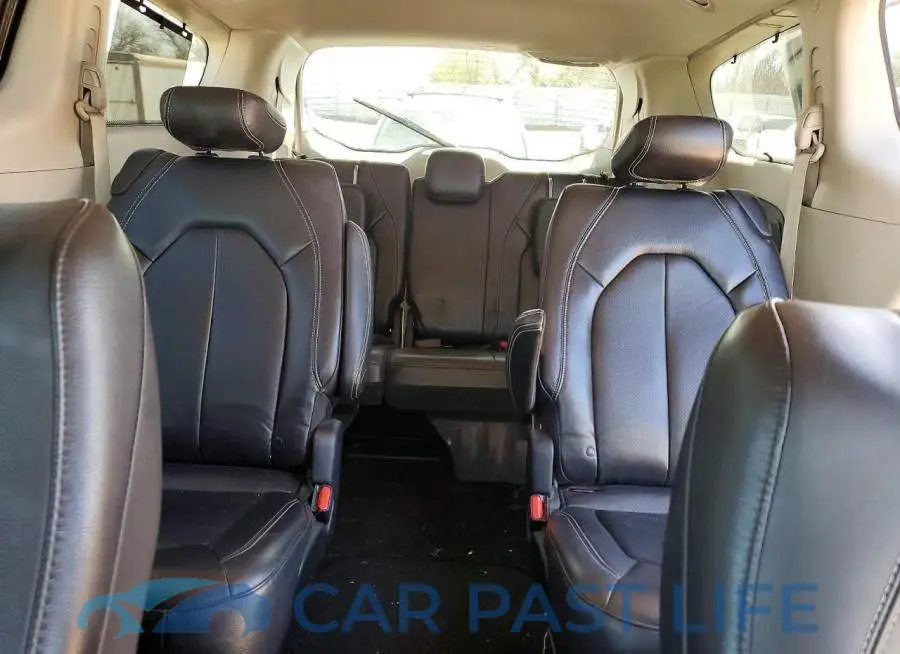 2C4RC1BG5NR141478# 10