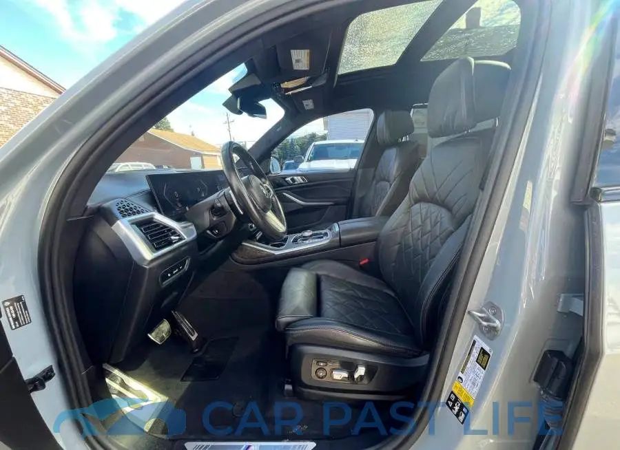5UX23EM05R9S83624# 8